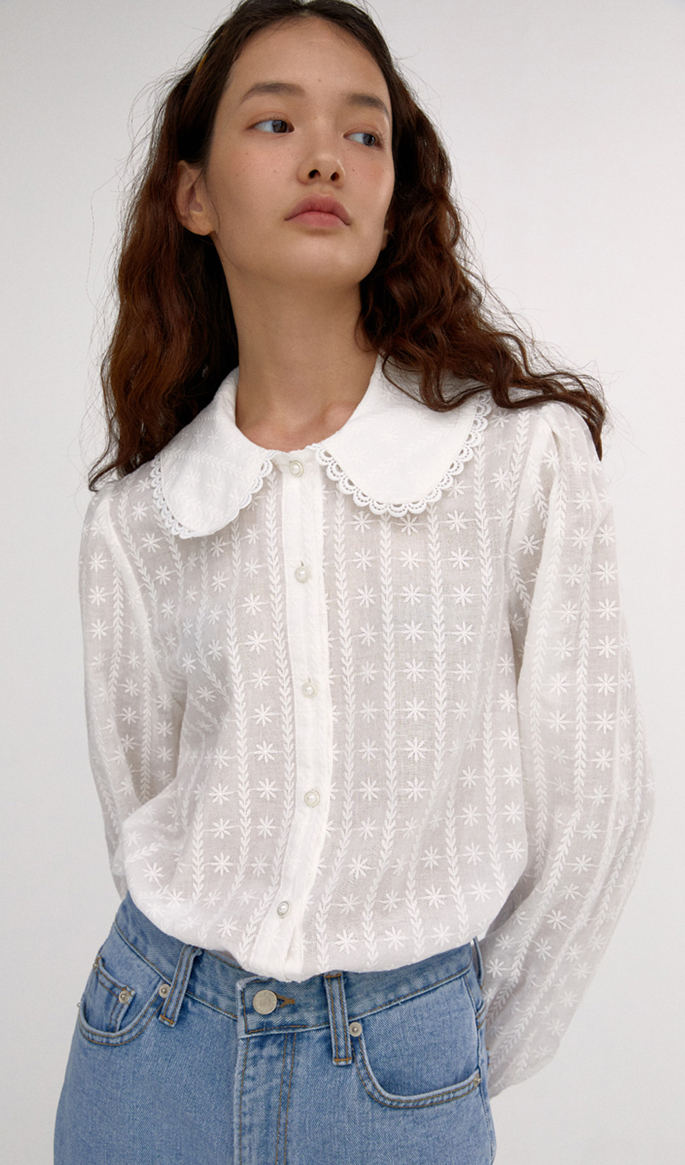 Round collar blouse (White)/b-sale 자체제작브랜드,30대여성의류,